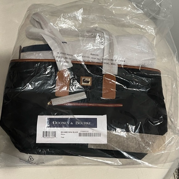 Dooney & Bourke Wayfarer Tote 👜 - Picture 5 of 7